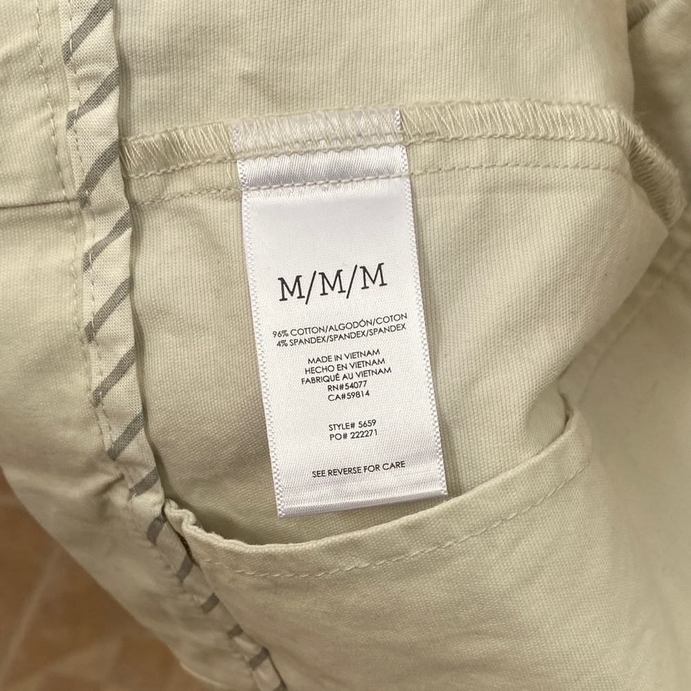 CAbi Utility Jacket Off-White with Dark Button Details - Picture 3 of 5